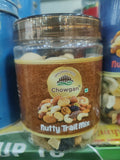 CHOWGAN NUTTY trail mix