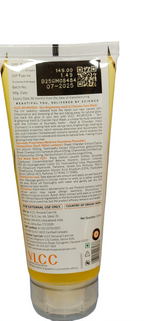 VLCC AYURVEDA skin brightening HALDI & CHANDAN FACE WASH Basket Deliveries